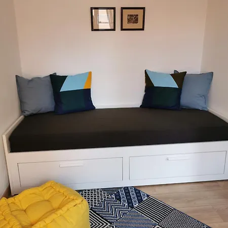 Aviator Apartmán *