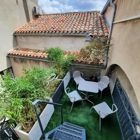 Aviator Apartmán *